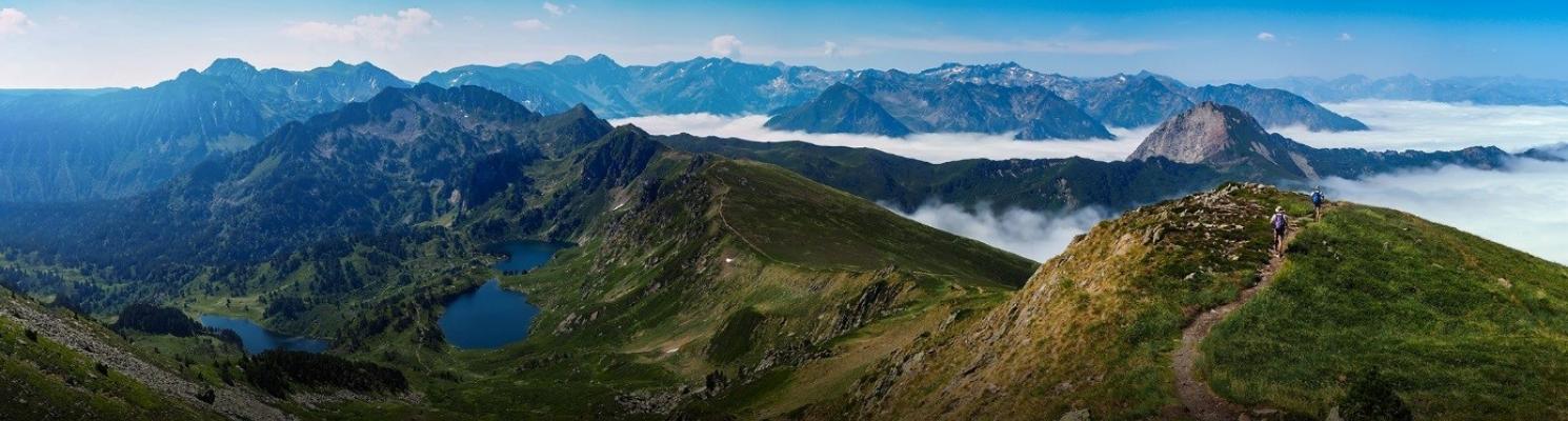 LES HAUTES-PYRÉNÉES